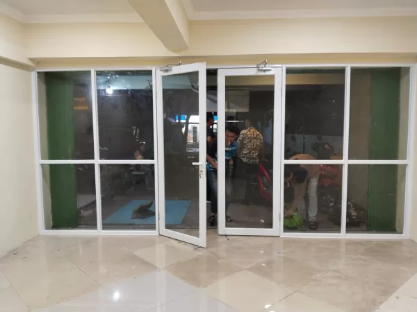 pintu aluminium