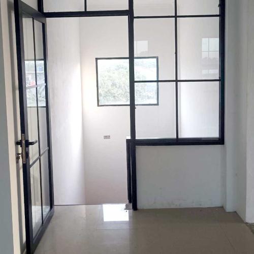 pintu aluminium