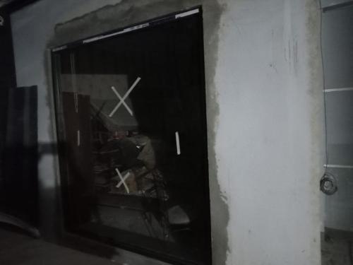 pintu lipat aluminium